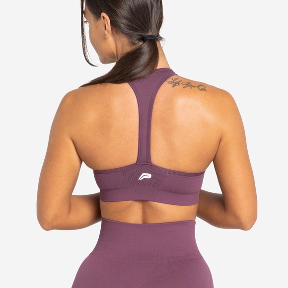 LAST CHANCE | Plum Move Seamless Sports Bra - Picture 4 of 9